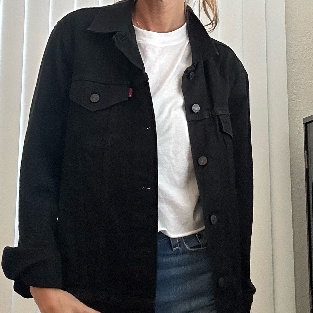 NWT! Levi’s Men’s Black Denim Jacket